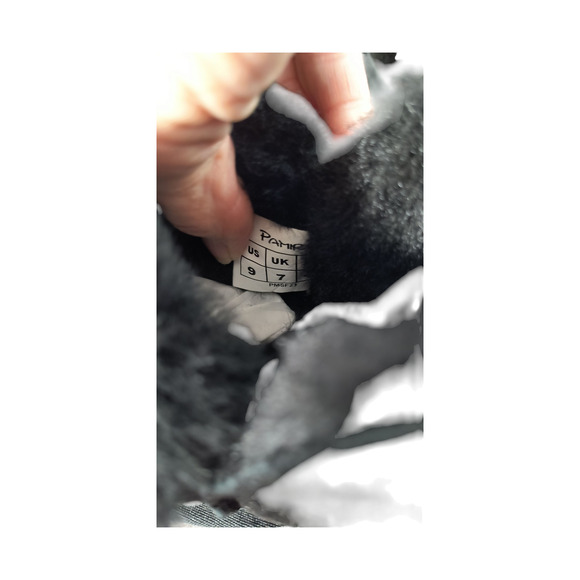 PAMIR Suede Shearling Ankle Booties Women's Size 9 Black Indoor Outdoor Boots - Picture 12 of 13